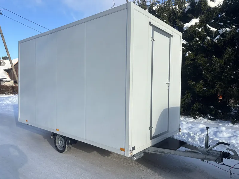 Ruokaperäkärry 4x2 m valkoinen