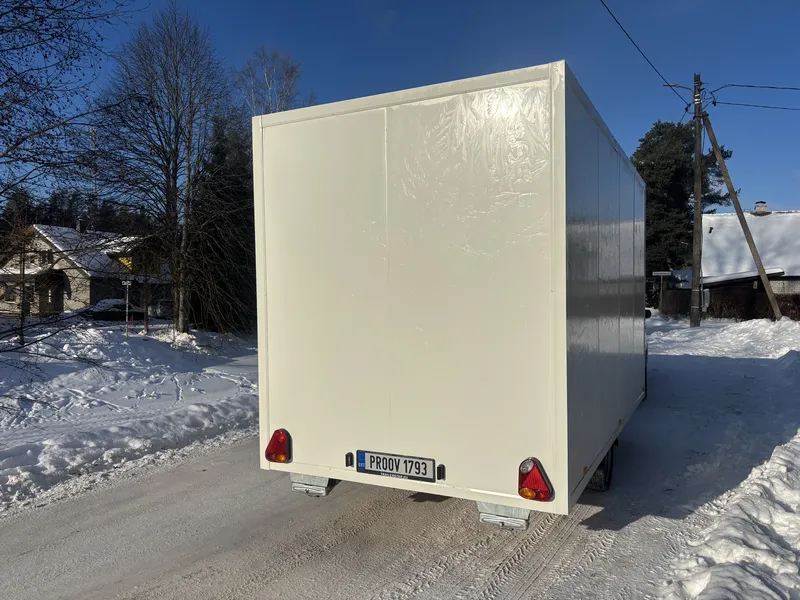 Ruokaperäkärry 4x2 m valkoinen