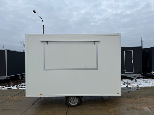 Toiduhaagis S3520 — mõõtmed 3,5 × 2 m, kaal 750 kg