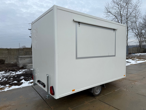 Toiduhaagis S3520 — mõõtmed 3,5 × 2 m, kaal 750 kg